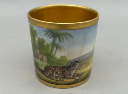 PARIS
Porcelain 