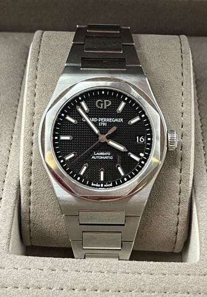 GIRARD-PERREGAUX 
Montre-bracelet pour homme,...