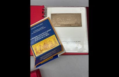 Lot comprenant : 
- Une collection complète...