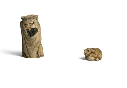 Lot including:
- A statuette representing...