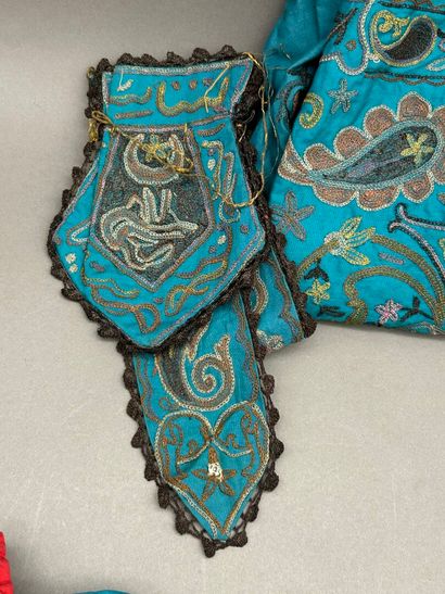 Deux costumes pour jeune-fille, Turquie,...