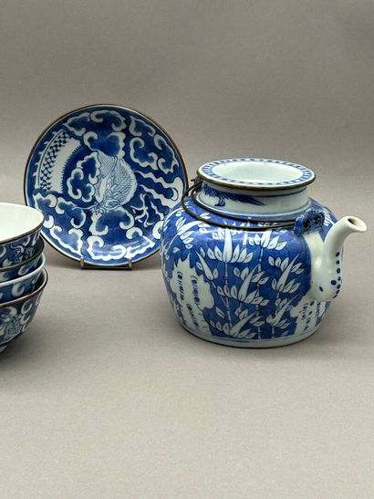 Lot including; four bowls, one cup, one small...