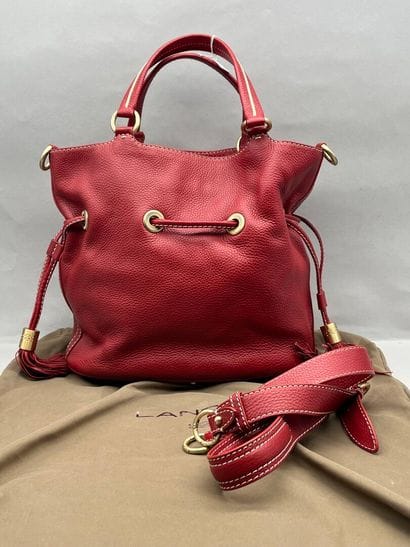 LANCEL PARIS. Sac avec bandoulière en cuir...
