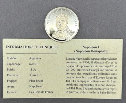 Lot comprenant : 
- Une suite incomplète...