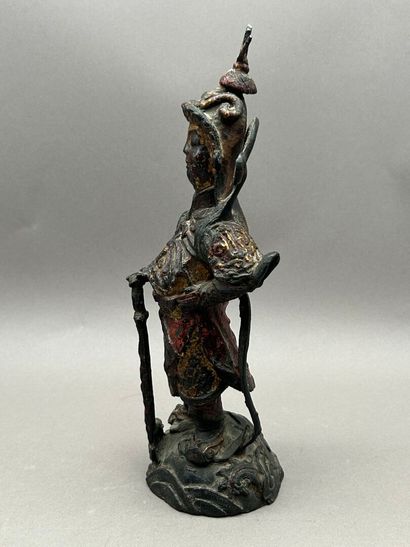 Statue en bronze laqué or et rouge figurant...