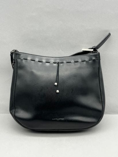 LANCEL PARIS. Sac avec bandoulière en cuir...