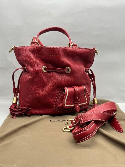 LANCEL PARIS. Sac avec bandoulière en cuir...