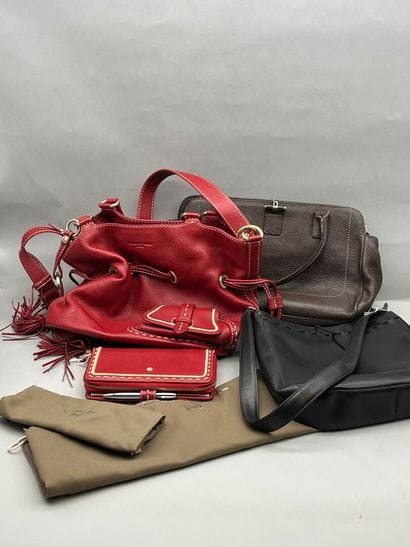 LANCEL PARIS. Sac avec bandoulière en cuir...