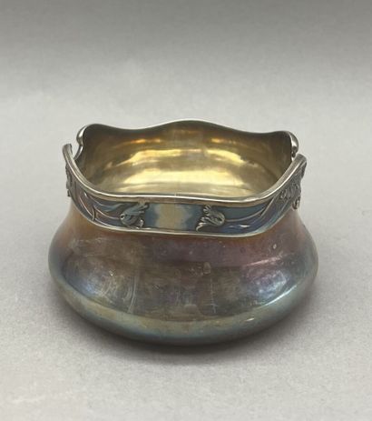 Armand GROSS (reçu maître en 1893).
Coupe...