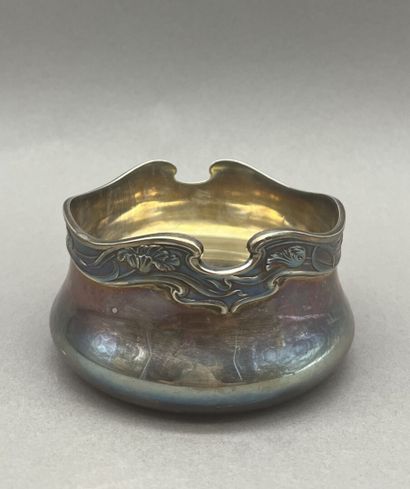 Armand GROSS (reçu maître en 1893).
Coupe...