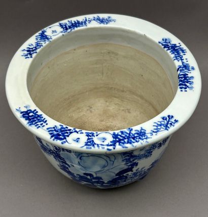 Lot comprenant: 
- CHINE, XXe siècle. Lot...