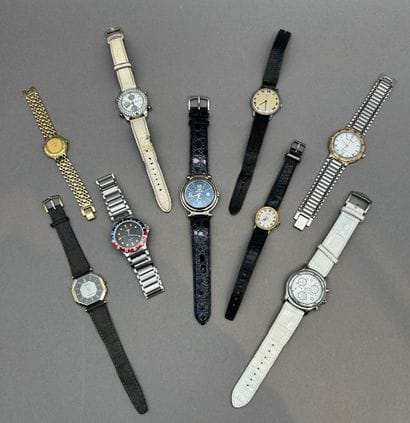 Lot comprenant 13 montres par Swatch, Tissot,...
