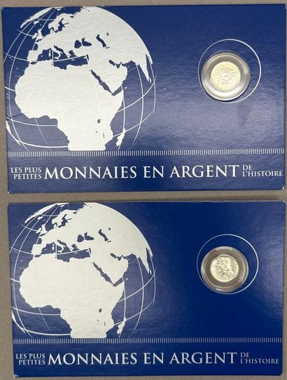 Lot comprenant : 
- Une pièce de 50 centimes...