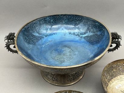 Important 800°/°° silver bowl with openwork...