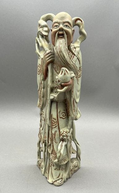 Lot including: 
- Adorned Buddha, gilded...