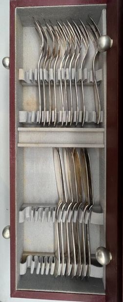 Lot comprenant :
- APOLLO
Partie de ménagère...