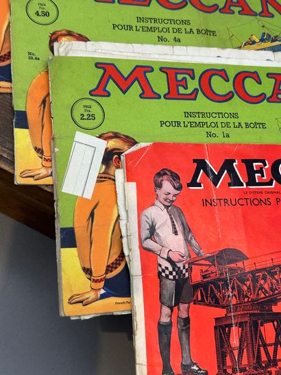 MECCANO, Paris. 
Partie de jeu de construction...