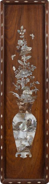 Set comprising: 
- Reunion of 3 exotic wood...