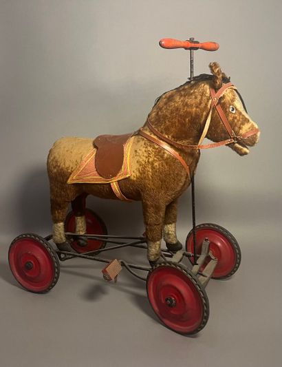 PINTEL Frères
Cheval à pédales dit 