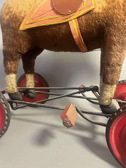 PINTEL Frères
Cheval à pédales dit 