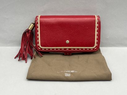 LANCEL PARIS. Sac avec bandoulière en cuir...