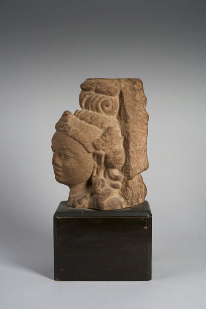 Red sandstone divinity head, medieval style...