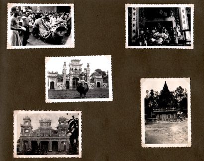 1949
Souvenir from Indochina.
Souvenir album,...