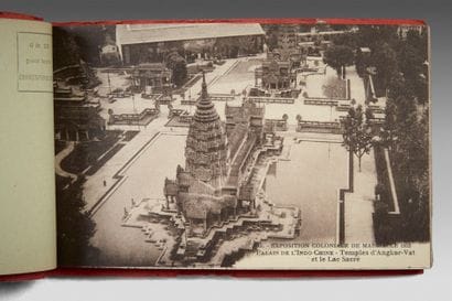 1922
COLONIAL EXHIBITION MARSEILLE
Souvenir...