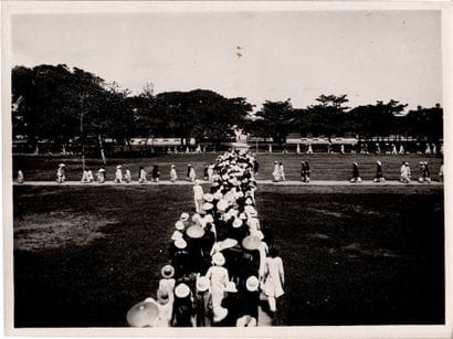 1930-1940. 
PHOTO-CINEMATOGRAPHIC SERVICE.
Interesting...