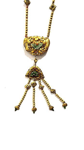 Collier sautoir en argent 800 °/°° doré,...