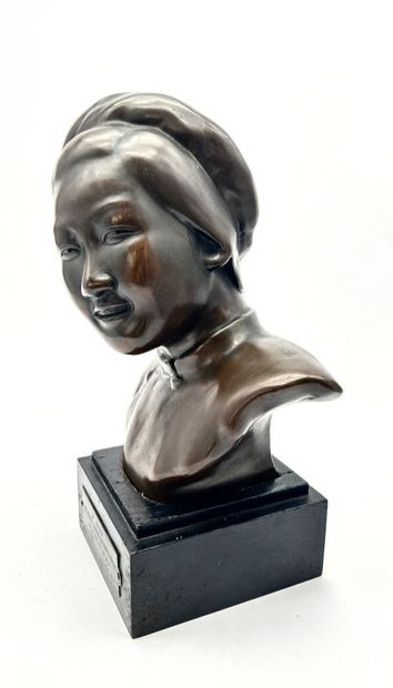 GIA-DINH SCHOOL OF APPLIED ARTS.
Bust of...