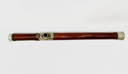 Importante pipe à opium en bambou, plaquette...