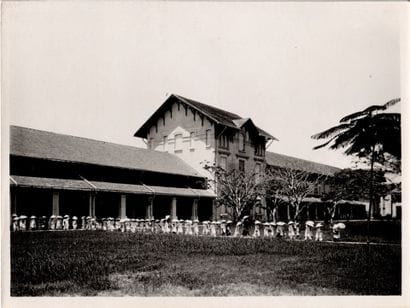 1930-1940. 
PHOTO-CINEMATOGRAPHIC SERVICE.
Interesting...