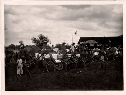 1930-1940. 
PHOTO-CINEMATOGRAPHIC SERVICE.
Interesting...