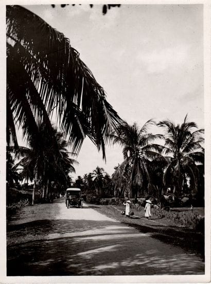 1930-1940. 
PHOTO-CINEMATOGRAPHIC SERVICE.
Interesting...