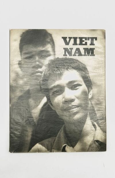 1951-1956
- Collectif
VIET-NAM
HOA-QUI Editions,...