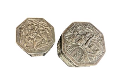 Deux boîtes octogonales en argent 800°/°°...