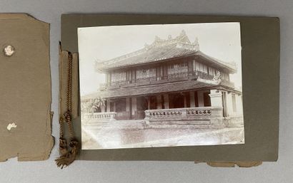 1920
HUE: 
Italian-style album (18x27 cm)...
