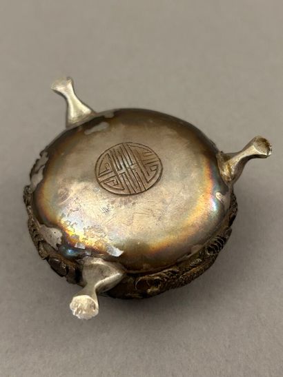 Réunion d'objets en argent 800°/°° comprenant:...
