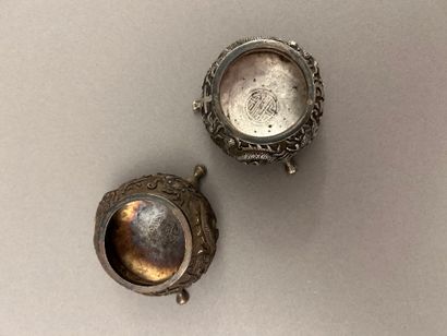 Réunion d'objets en argent 800°/°° comprenant:...