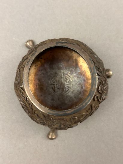 Réunion d'objets en argent 800°/°° comprenant:...