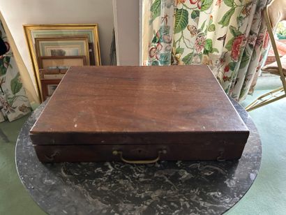 *Moulded mahogany and mahogany veneer painter's...