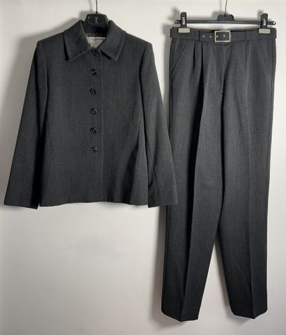 Yves SAINT-LAURENT, Variation. 
Ladies' ensemble...