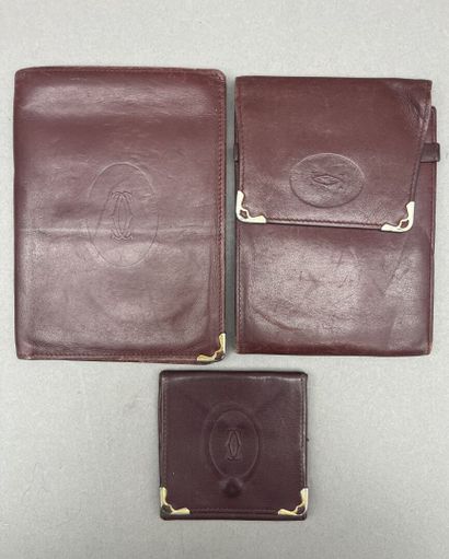 CARTIER
Meeting of three pieces including:...