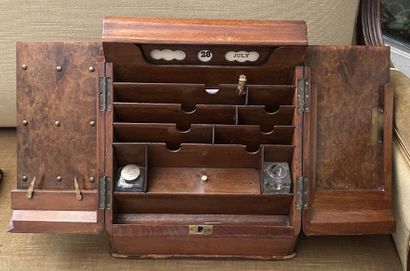 *Desk-shaped travel writing case in molded...