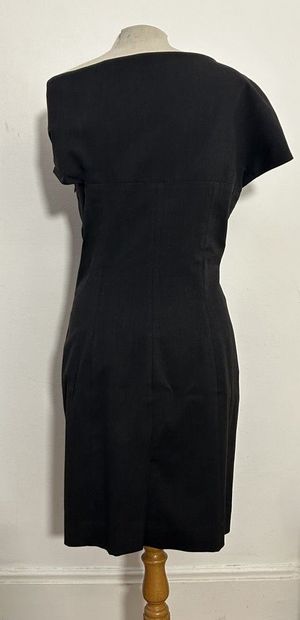 DSQUARED2.
Asymmetrical wool-crepe dress...