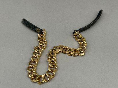 Louis VUITTON.
Gold-plated gourmette chain...