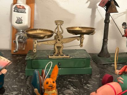 *Lot of pull toys or mechanical automatons...