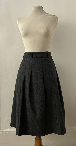 Fashion lot including: 
- Yves SAINT-LAURENT,...