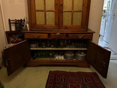 *Lot of furniture including: 
- a straight,...